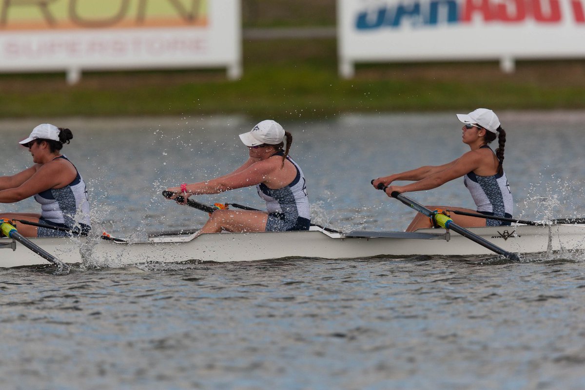 D2SSC's tweet photo. PHOTO ALBUM: 2018 #SSCrowing Championship: https://t.co/foYM5PMf4p  | 📸 = @JimHogue https://t.co/Fh4FuzCJhN