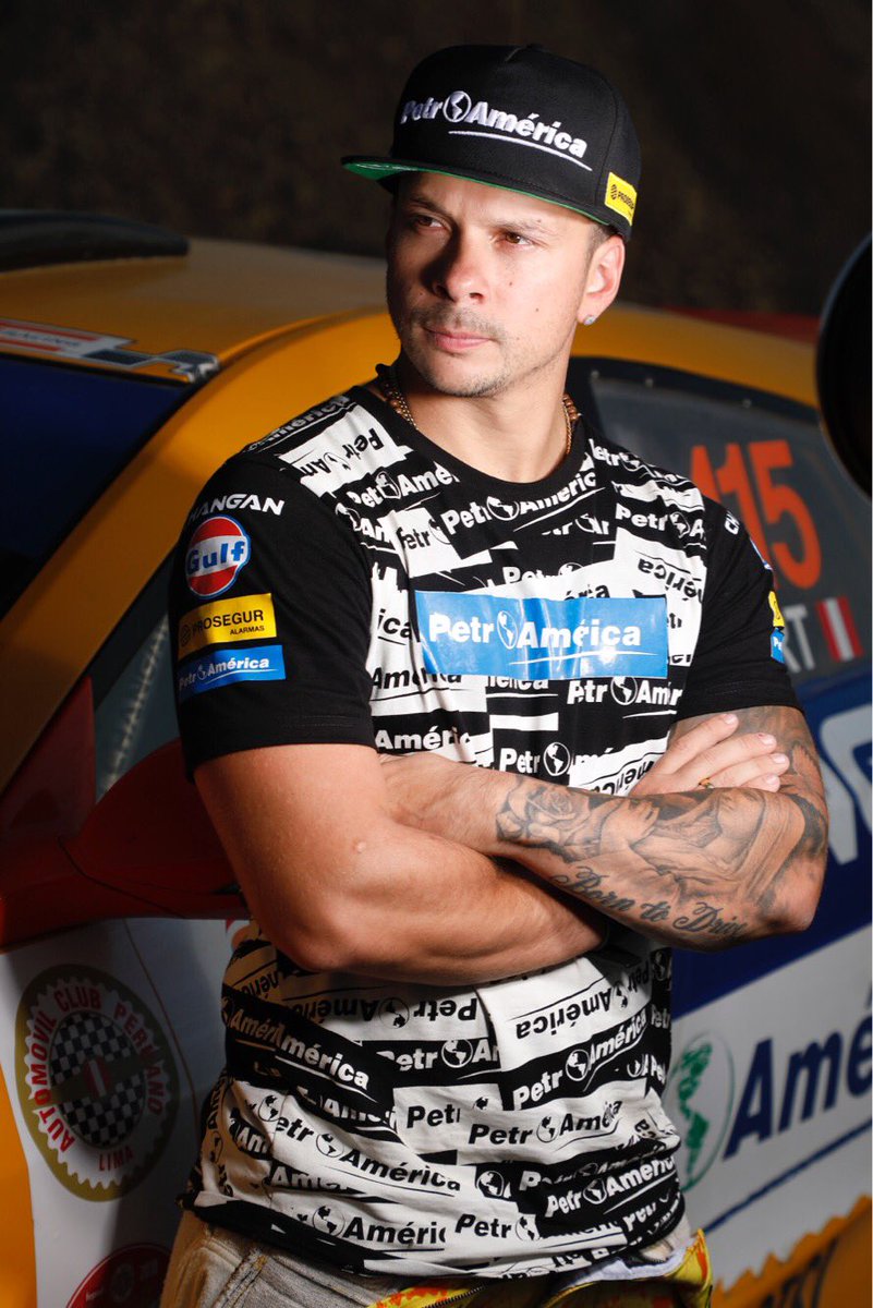 iteaperu's tweet photo. #PPDLR El piloto de #PetroAmérica @mario_hart va por el triunfo del Premio Presidente de la República 2018 🏅🏆 #ITEAPhoto / A. Lino

#1demayo #rallyacp2018 #huaral #rally #petroamerica #peru https://t.co/SX9rYrpoVL