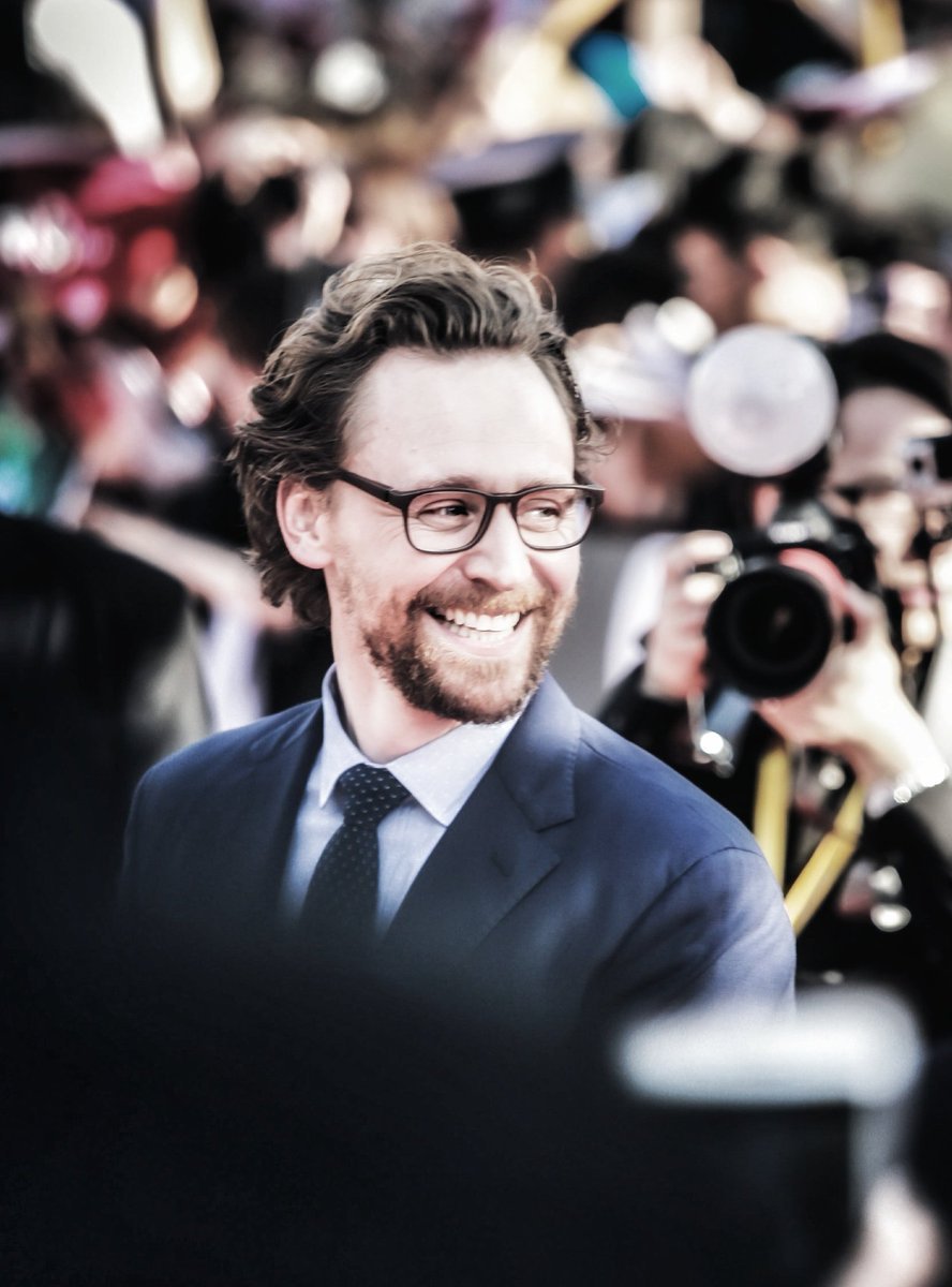 #MondaySpam #TomHiddleston #MyEdits More of my Tom edits in my tumbrl HERE thetwotees.tumblr.com