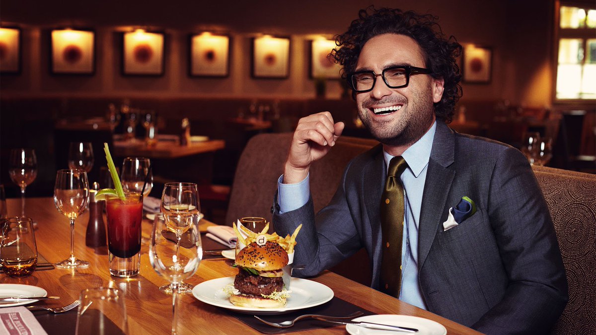 bigbangtheory's tweet photo. Join us in wishing The #BigBangTheory's #JohnnyGalecki and @kunalnayyar a very happy birthday! 🎉 (photos via @CBSWatch ) https://t.co/2er7O5W0sl