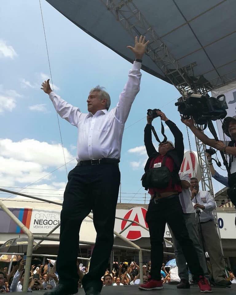 BetoBernalR's tweet photo. Felicito al Lic. Andrés Manuel López Obrador por su campaña. #JuntosHaremosHistoria https://t.co/9oM5LXGqG6