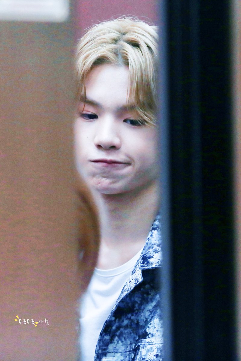 PALPITATEinAPR's tweet photo. 🍃

#Justin #저스틴 #黄明昊 https://t.co/vtGMjWd13s