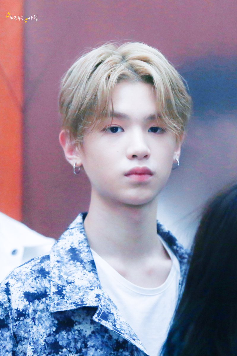 PALPITATEinAPR's tweet photo. 🍃

#Justin #저스틴 #黄明昊 https://t.co/jn8YIJf4Cj