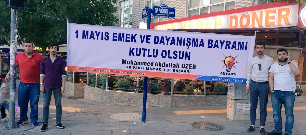 akgenclkmamak's tweet photo. "1 Mayıs Emek ve Dayanışma Gününü Kutluyoruz"

Pankartlama çalışmamızı gerçekleştirdik.

@AliOsmanOzdemir https://t.co/nkVeMFN50c