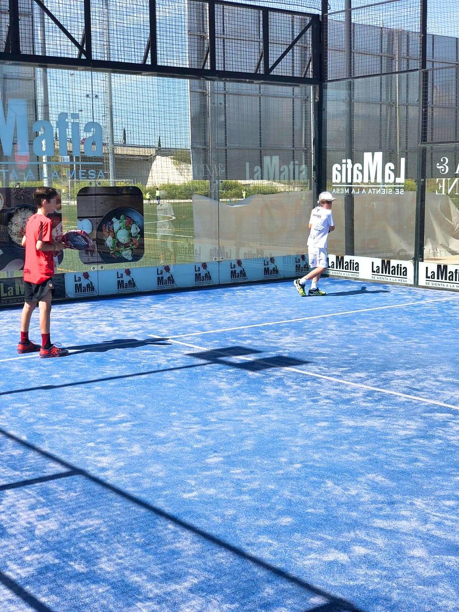 🎾 V #Torneo de #Padel 🎾 --- <a href="/LaMafiaGranada/">La Mafia Granada</a> | <a href="/GestoresRyG/">Gestores RyG</a> --- Éxito rotundo, con más de 110 parejas inscritas ¡Gracias por el apoyo y la participación!
---
Categorias masculina, femenina y cadete
📍 Sede: <a href="/CampusPadel/">Campus Pádel Club</a> 
🏆 Entrega premios: Gavinet #Granada