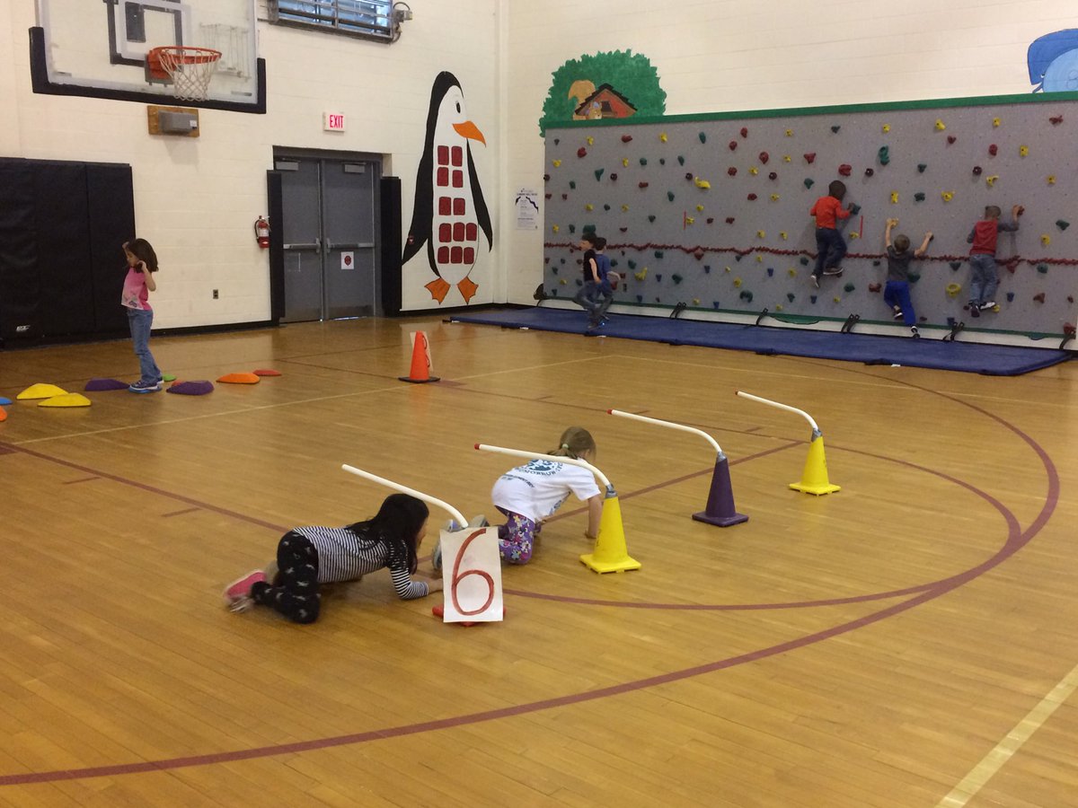 PHS Boot Camp time in PE classes! Our students preparing for the 5K &amp; Kid’s Obstacle Course THIS Saturday!! @phsptamariners <a href="/PHSmariners/">PHS</a>
