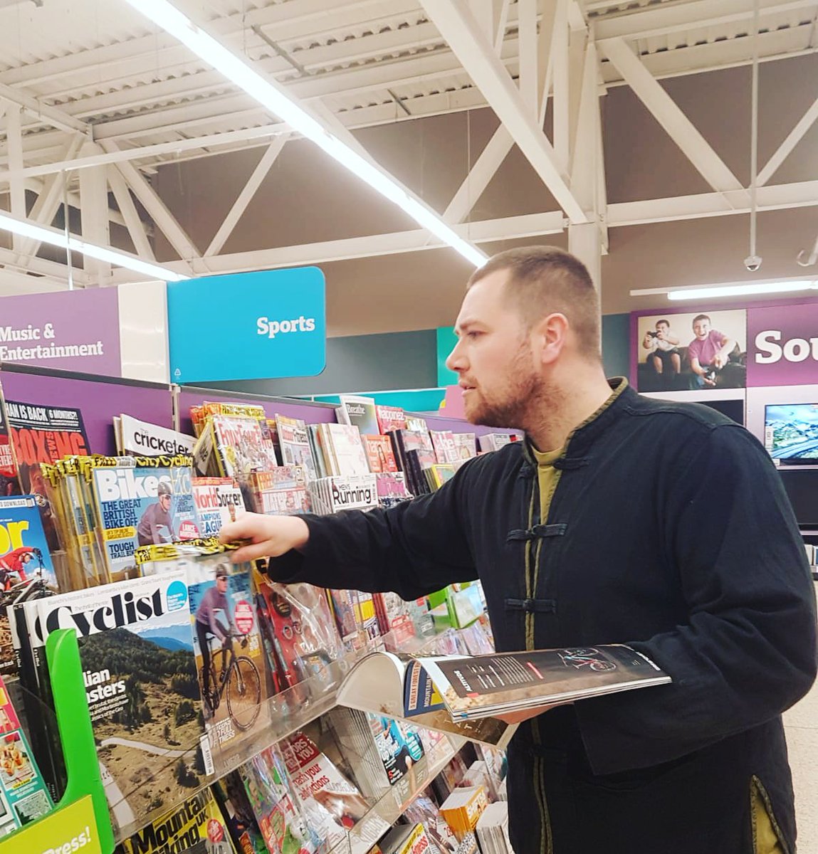 _Will_Bryan's tweet photo. Apparently I'm terrible to take shopping #cyclingmagazines https://t.co/kc5ScMECff
