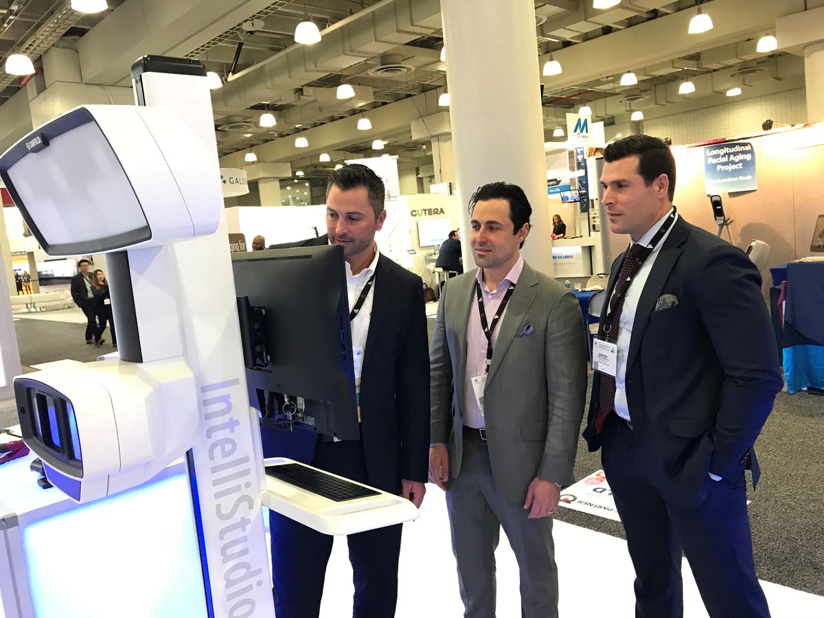 Dr. Ran Stark from Louis P. Bucky, MD, FACS practice &amp; David Sieber  M.D. of Sieber Plastic Surgery check out the new IntelliStudio. Stop by  ASAPS Booth 823 to watch the IntelliStudio in action. See the  new handheld VECTRA H2 for face, breast &amp; body. <a href="/drloubucky/">Louis P. Bucky, MD</a> <a href="/DavidSieberMD/">Dr. Dave</a>