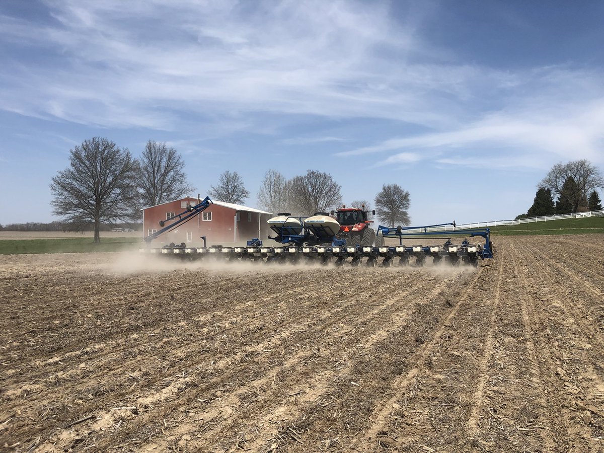 LiveWorkGrowCIA tweet picture
