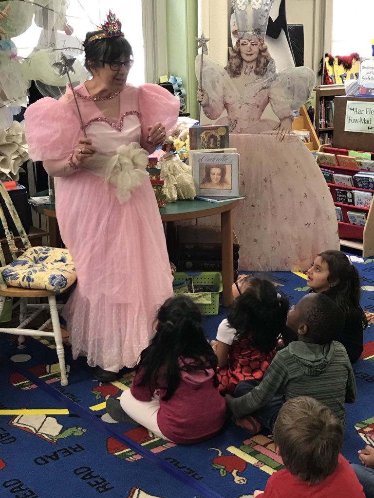 VanMetreKinder's tweet photo. The fairy godmother and Cinderella!  Best librarian ever!  @SlackwoodSchool @JayBilly2 https://t.co/wRMuobOeoJ