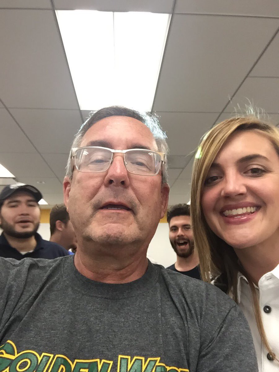 CSULBJPR's tweet photo. Another day, another cool guest speaker visits @GaryMetzker’s Sports Journalism class. This time it was @JFaron, media relations manager for the Los Angeles Rams.

The semester is almost wrapping up. Who do you think will visit Gary's class next? 
#nothingbutillustriousguests https://t.co/aVF3NnVPgi