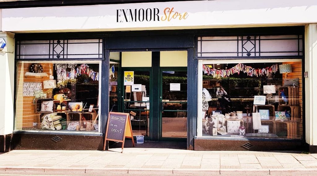 exmoorstore's tweet photo. Our shop 😍
Thank you @somersetknits for taking this photo! https://t.co/6ltV8ZuwvM