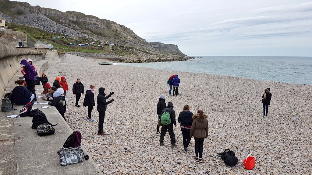 LeesonHouse's tweet photo. A blustery but fantastic day spent on #chesilbeach and at #chiswell with @Stedsgeography GCSE students looking at geographical flows and mitigating risks for the @eduqas @eduqas_geog specification #geographyteacher #monday https://t.co/7m1hOGcpdf