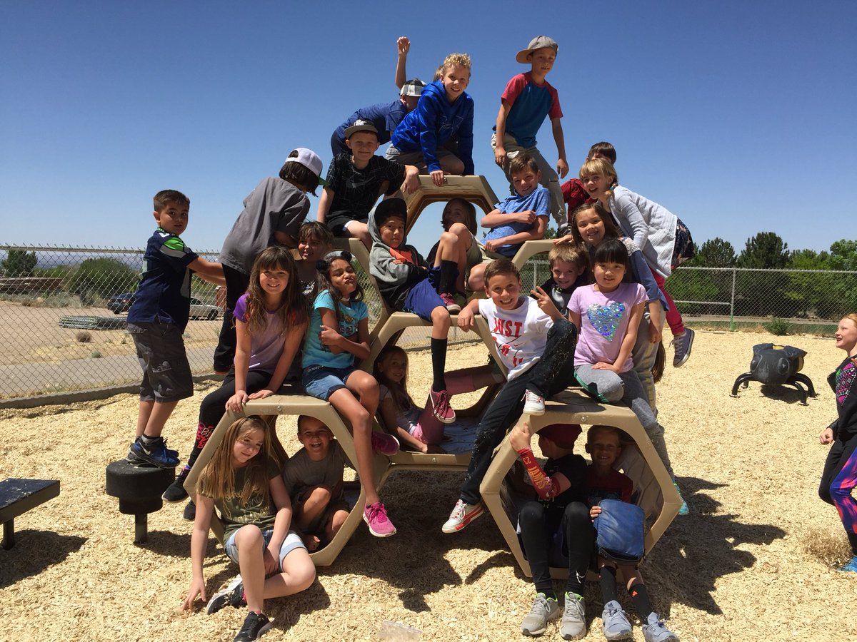 Phase 2 of our playground is complete!! We have some happy little eagles today 😀<a href="/DoubleEagleES/">Double Eagle ES</a> <a href="/ABQschools/">Albuquerque Public Schools</a> @APSLZ4 @chris_zone4