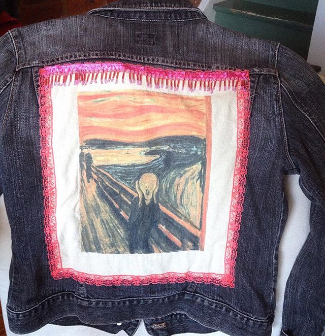 AlienKeaton's tweet photo. Munch was the original artfag we yung punx live to imitate.
#existentialistbae
#norwaygoth
#symbolistpunk
#munchpunch
#customcouture https://t.co/rKai0cTbbz