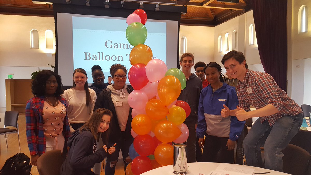 LeadWithEmpower's tweet photo. As the level of asset goes up, the level of problem behavior goes down. Young leaders exploring the power of developmental assets in #Middletown! @MtownYSB @MiddletownSADD https://t.co/8f1SsQ1ay1