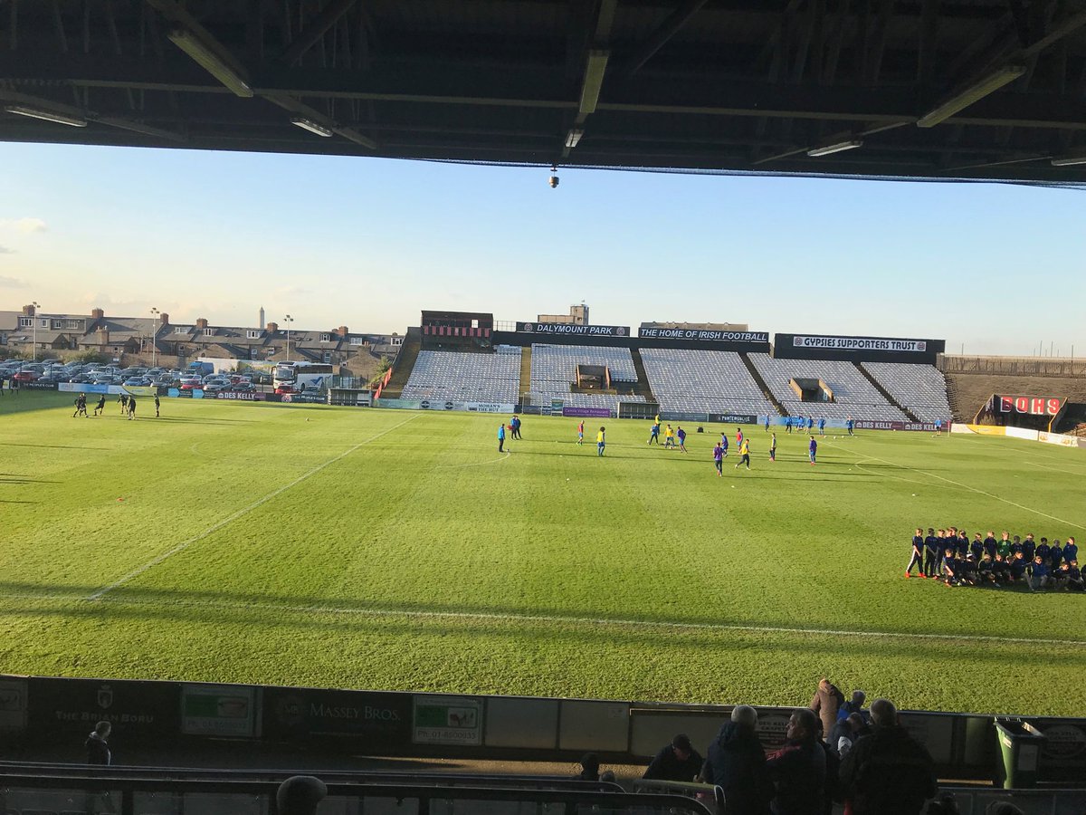 WaterfordFCie's tweet photo. It’s a glorious evening here at Dalymount Park. Blues manager Alan Reynolds makes two forced changes to his starting eleven as Rory Feely and Dylan Barnett come in for the injured Kenny Browne and the suspended David Webster. #BFCvWFC https://t.co/kGVoBjfEcX