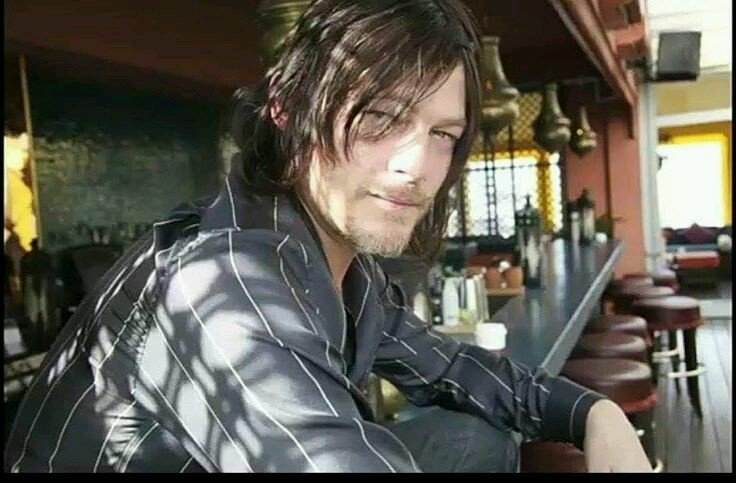 collette04's tweet photo. @FlashiKat @NormansCat #ManCrushMonday π€ #TWDMen https://t.co/5iIJQDb4sg