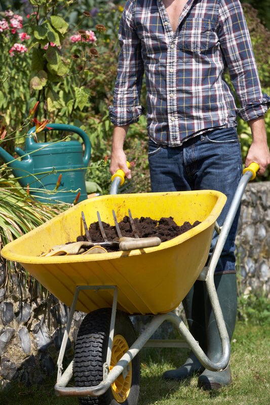 every_day_help's tweet photo. Why spend your bank holiday weekend doing this when we could do it for you? Very affordable and 10% discount using code: national gardeners week https://t.co/6NkNaJZHrB
