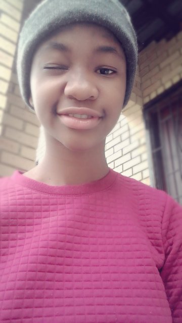 NosiphoBayo's tweet photo. @sphosiphe....I WAS BORN TO BREAK THE RULES....💙❤😗😙🌷..🍺#bayanda...#naturalbeauty...❤💙👀💚💛💜.. https://t.co/05NLZy8Q4s
