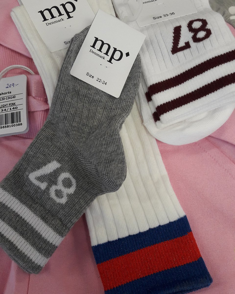 littlebixagency's tweet photo. MPdenmark in da house 👋
#mpdenmark #momblogger #ruuthiesshop https://t.co/5EdWd6oJHi