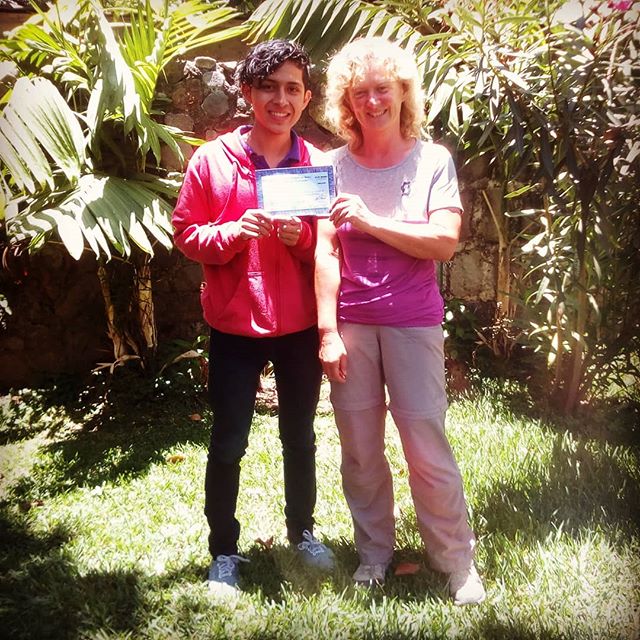SMSpanishSchool's tweet photo. Fue un gusto haberlos tenido con nosotros,
¡Que tengan feliz viaje chicos!

#unitingcultures #sanmarcosspanishschool #sanmarcos #visitsanmarcos #lakeatilan #guatemala #centralamerica #learnspanish #studyspanish #studying #learning #learnwhiletraveling #bestexperience #congrats🎉 https://t.co/e1wbRkG19t