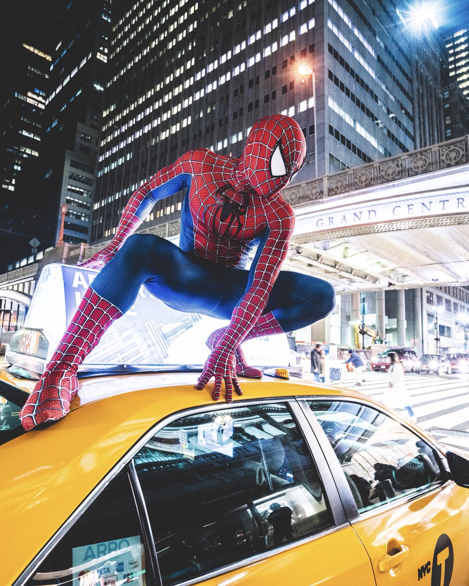 TrevorBell_'s tweet photo. Rode on the roof of a cab 🚕 this weekend |Pictures by @shotalive on Instagram @Marvel @MarvelStudios | Hoping to get this in @BuzzFeed If you  guys seeing this don’t mind retweeting and tagging🙏🏽🙏🏽🙏🏽 https://t.co/tYM1uPZJl7