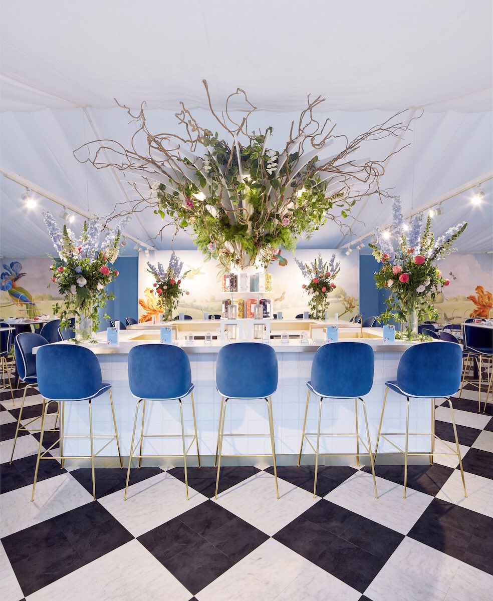 Wedgwood's tweet image. We are delighted to annouce that we will once again partner with @The_RHS over the coming months at RHS Chelsea, Chatsworth and Tatton flower shows. To read more about Wedgwood and the RHS's great British partnership, click here: goo.gl/cHK8yT