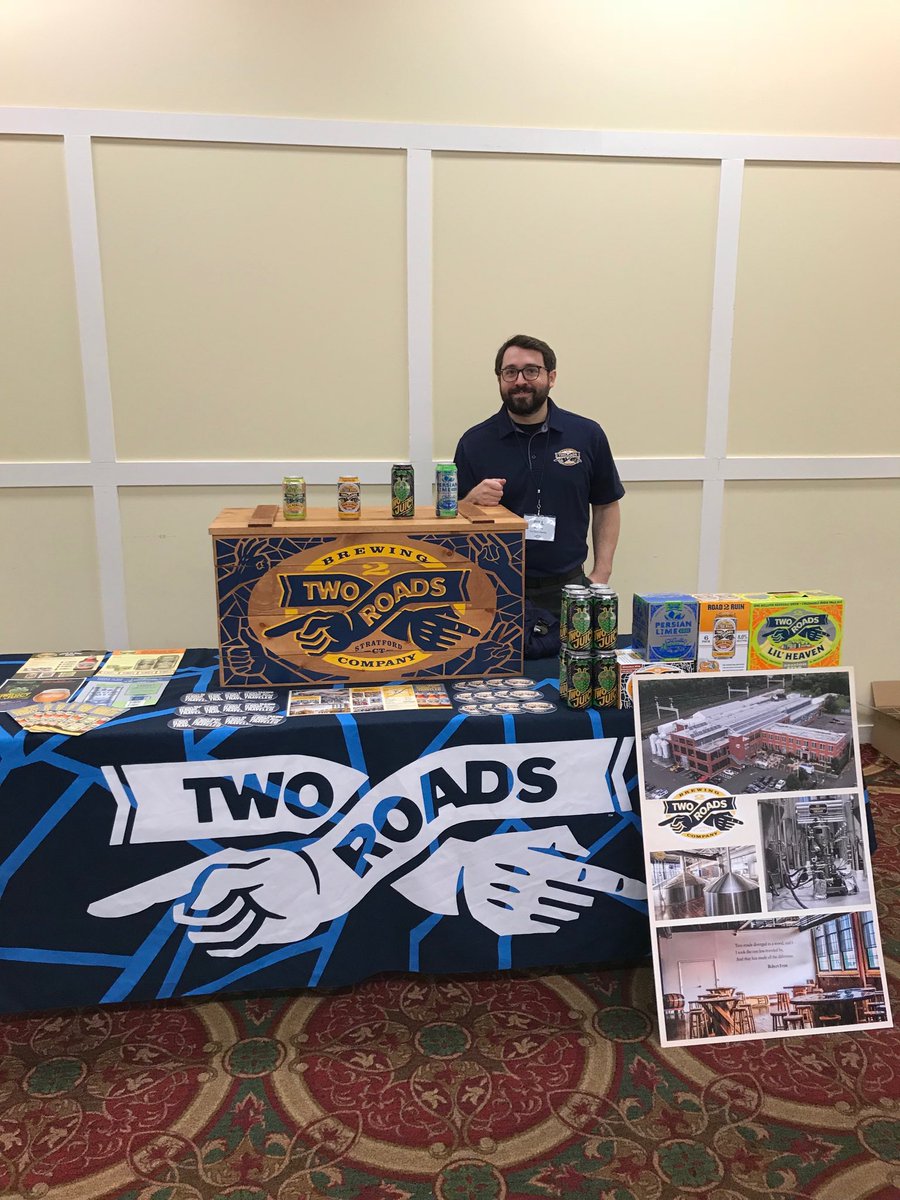 Got my #partnerincrime @2roadsbill at the Pine State trade show at <a href="/SamoResort/">Samoset Resort</a> today! Slinging that <a href="/2RoadsBrewing/">Two Roads Brewing</a> all over the coast of #Maine 🌲