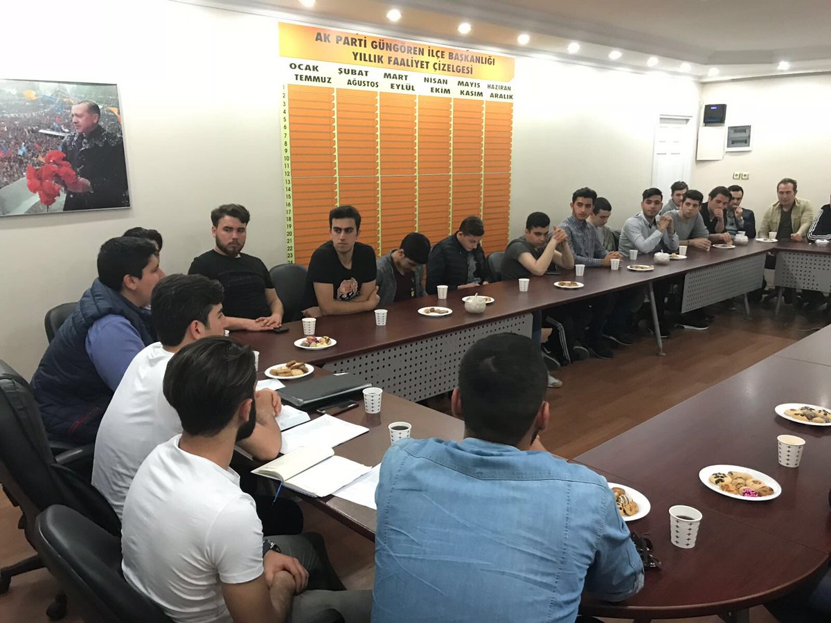 AK Gençlik Güngören (@akgencgungoren) on Twitter photo Haznedar Mahallemiz haftalık toplantısını gerçekleştirmiştir. <a href="/emrahdemrci/">Emrah Demirci</a> @osmantomakin52 <a href="/mecertas/">Melih Ecertaş</a> Haznedar Mahallemiz haftalık toplantısını gerçekleştirmiştir. <a href="/emrahdemrci/">Emrah Demirci</a> @osmantomakin52 <a href="/mecertas/">Melih Ecertaş</a>