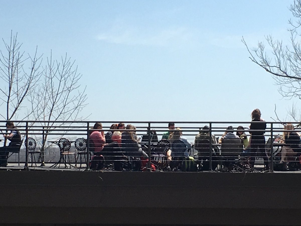 sflanaganec's tweet photo. It’s always a great day to be an @EdgewoodCollege student...even better when class meets outside with a view of Lake Wingra! https://t.co/Jw8h8YGJeH