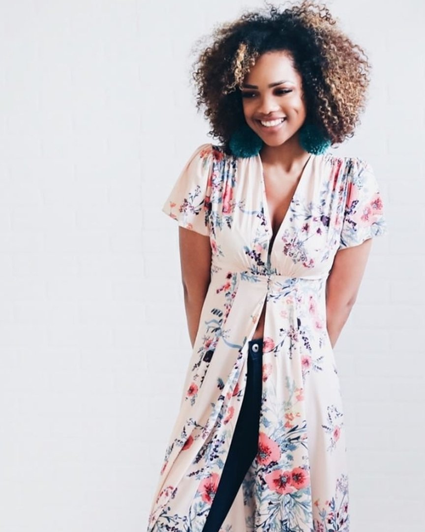 ShopRiffraff's tweet image. it's a good day to have a great day ✨ lets bloom printed dress $66 
shopriffraff.com/collections/dr…