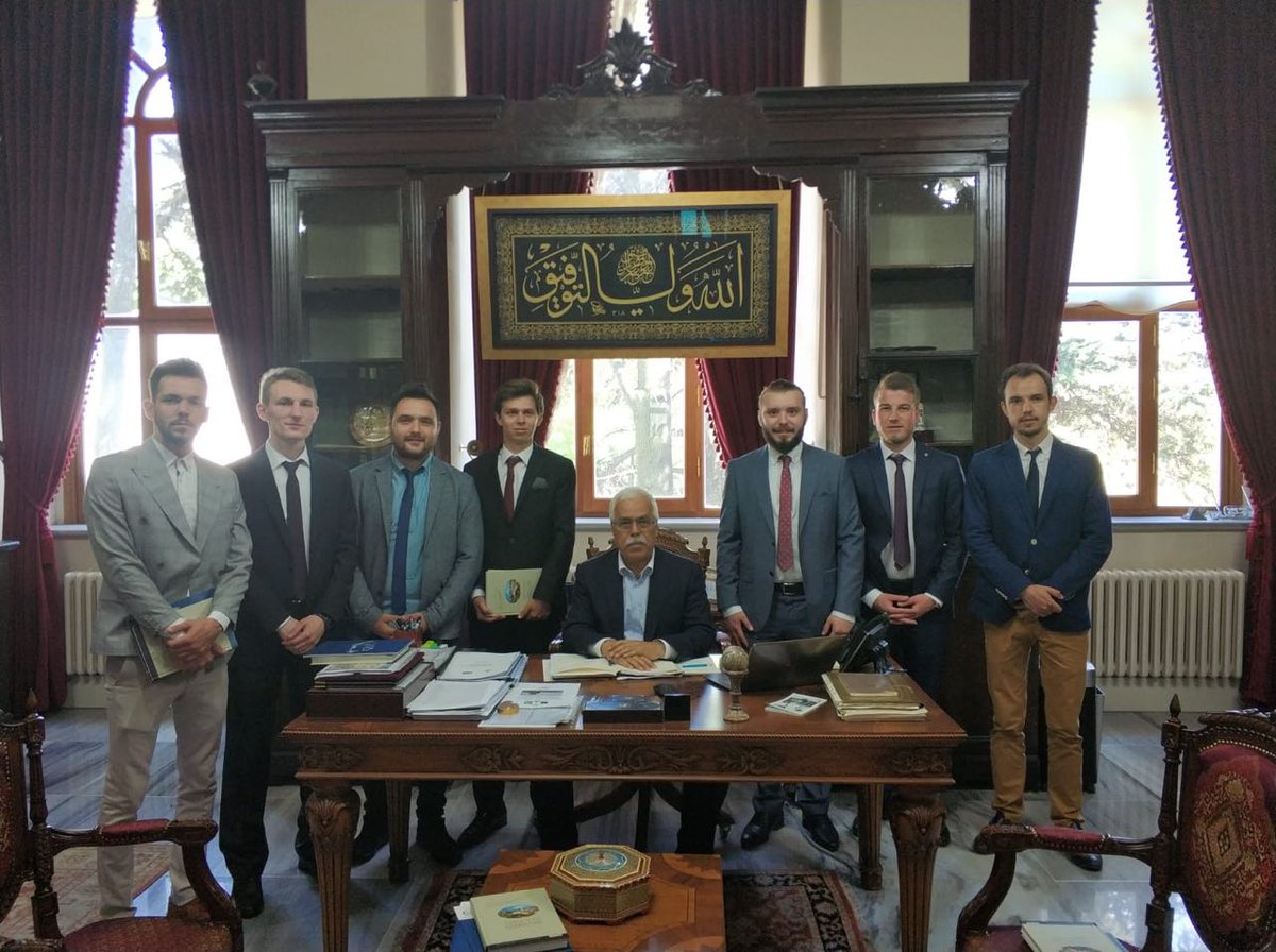 BatobSamsun's tweet photo. BATÖB ailesi olarak IRCICA Genel Direktörü değerli büyüğümüz, Batı Trakya Türklerinin  ağabeyi sayın Doç.  Dr.Halit ERENi makamında ziyaret ettik. https://t.co/785yeibP8s