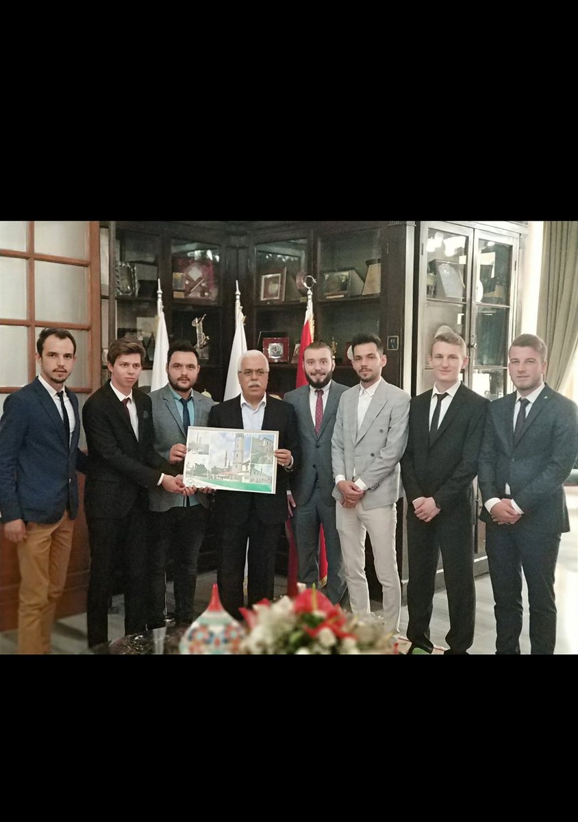 BATÖB ailesi olarak IRCICA Genel Direktörü değerli büyüğümüz, Batı Trakya Türklerinin  ağabeyi sayın Doç.  Dr.Halit ERENi makamında ziyaret ettik.