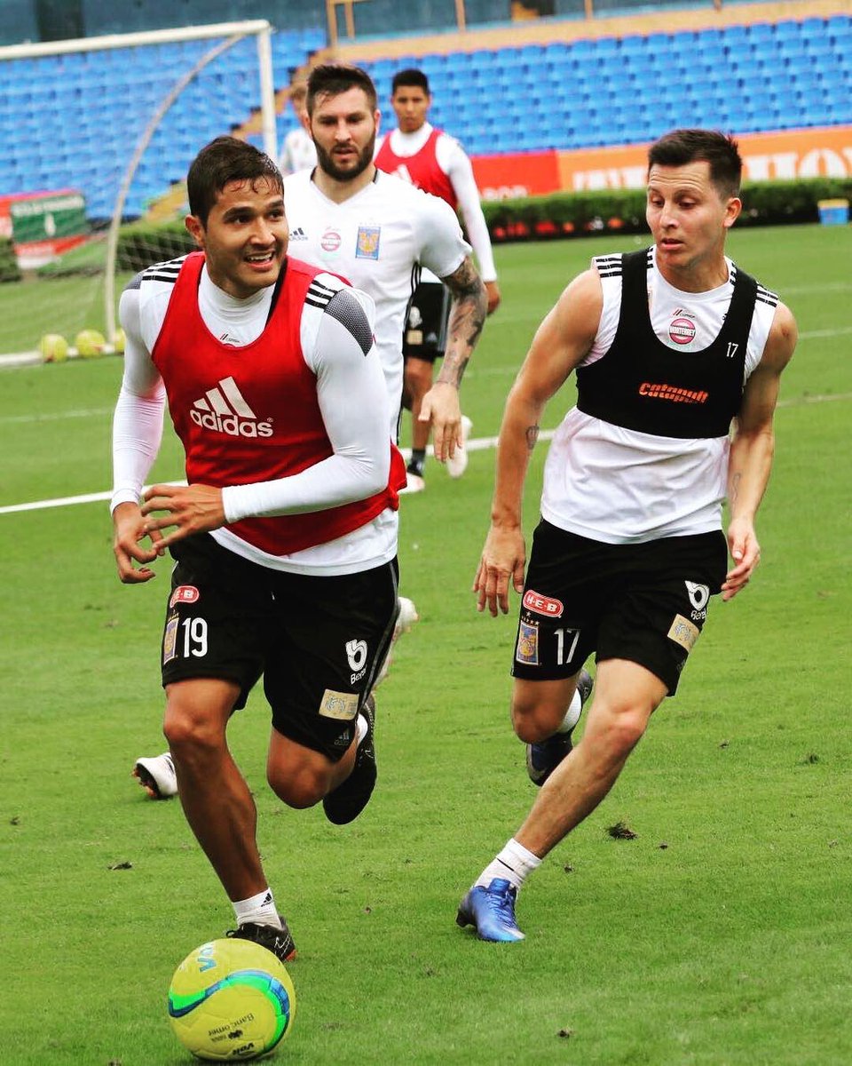 larryvasquez_19's tweet photo. 💪⚽️ https://t.co/XOiz9yYYgY
