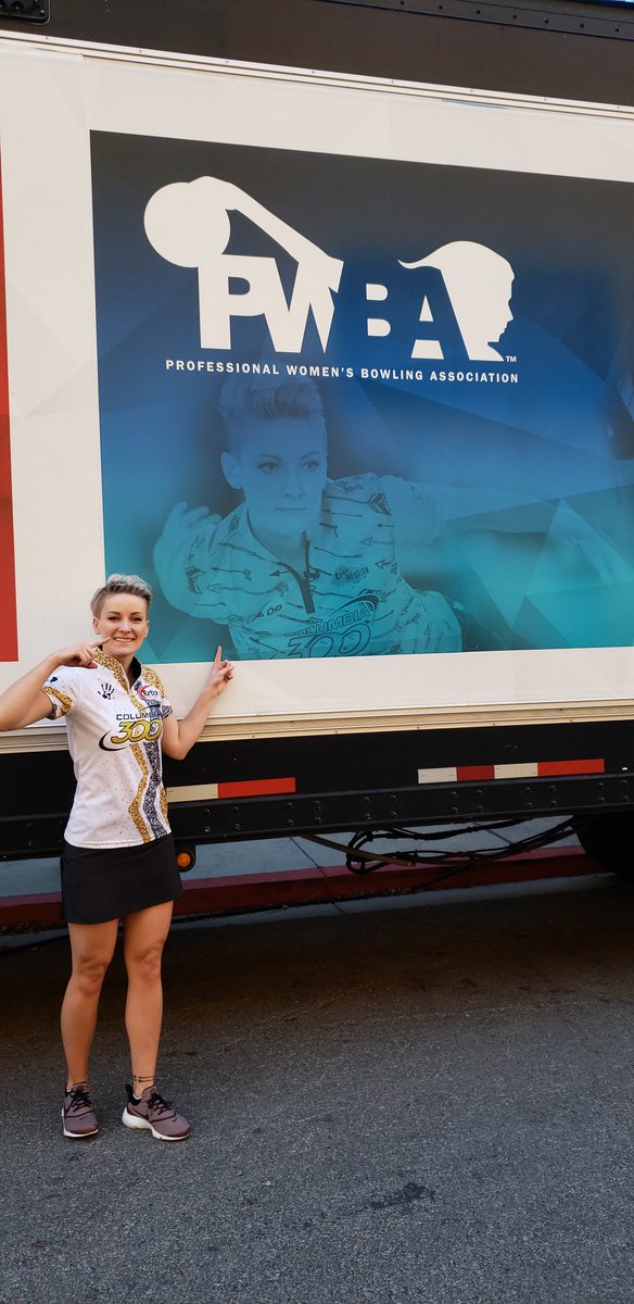 DianaZavy's tweet photo. I think it's so awesome to have some of our PWBA ladies feature on the side of the PBA truck. But do you recognize this girl? She looks very familiar 😋 
#PWBA #PBA #TeamZavy #PBAtruck https://t.co/ZynYuTQBYO