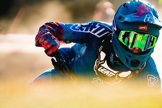 jacksonfrew's tweet photo. Eyes on the prize 📸 @mattstaggsvisuals 
@officialleatt @oakleybike https://t.co/ZBoVmReoTQ https://t.co/wIv33ZAMU2