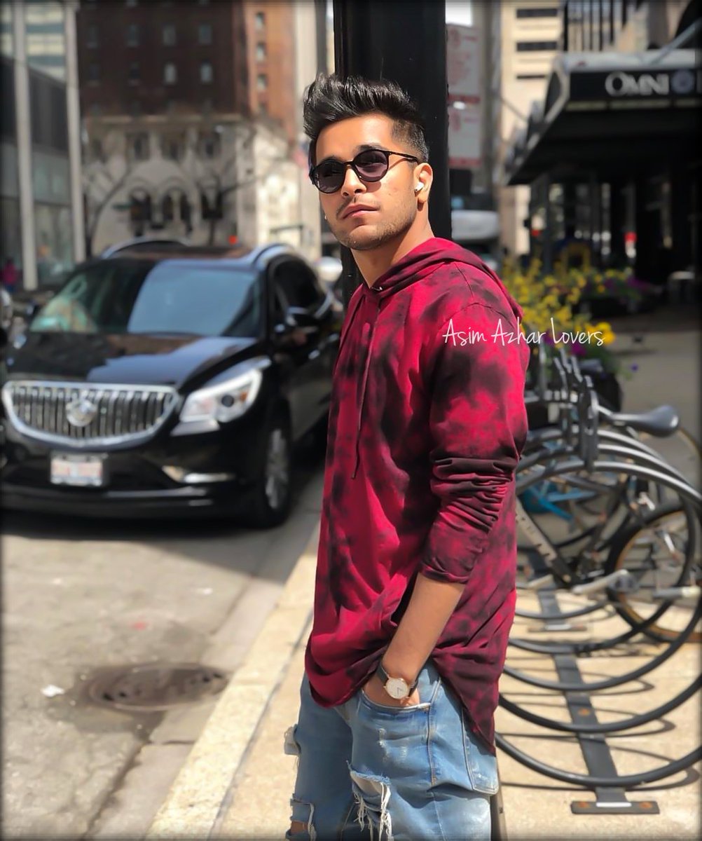 AsimLovers's tweet photo. Perfectly perfect.❤
~New fav picture of him, so in love with it!
#MyPerfectIdol 💫🙈
@AsimAzharr https://t.co/BEnU1iVJJd