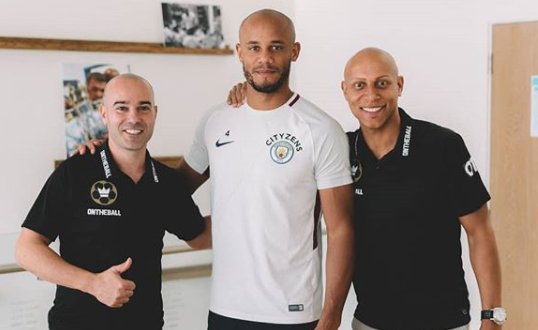 Ontheballglobal's tweet photo. @jordanstewart3 &amp; i had the absolute honor to come and meet the one and only @VincentKompany 
Huge things to come for On The Ball! And only three hours till we launch. https://t.co/RA1bkeVPkm