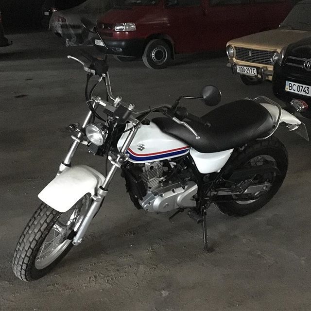ivanlezhnjoviv's tweet photo. Suzuki VanVan 200
.
.
.
#vanvanmfg #rv200 #suzukivanvan #suzukivanvan200 @vanvanmfg https://t.co/lyeTppMwtz https://t.co/m4uqIahiCy