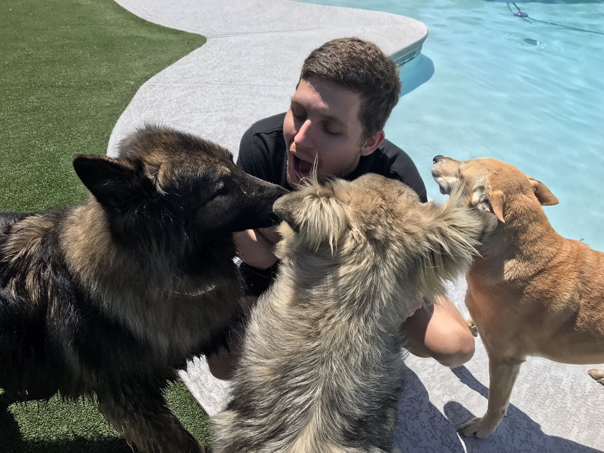 PPRJIA's tweet image. Refer a friend today and you will both get a free night! Trust us, you won't regret it!