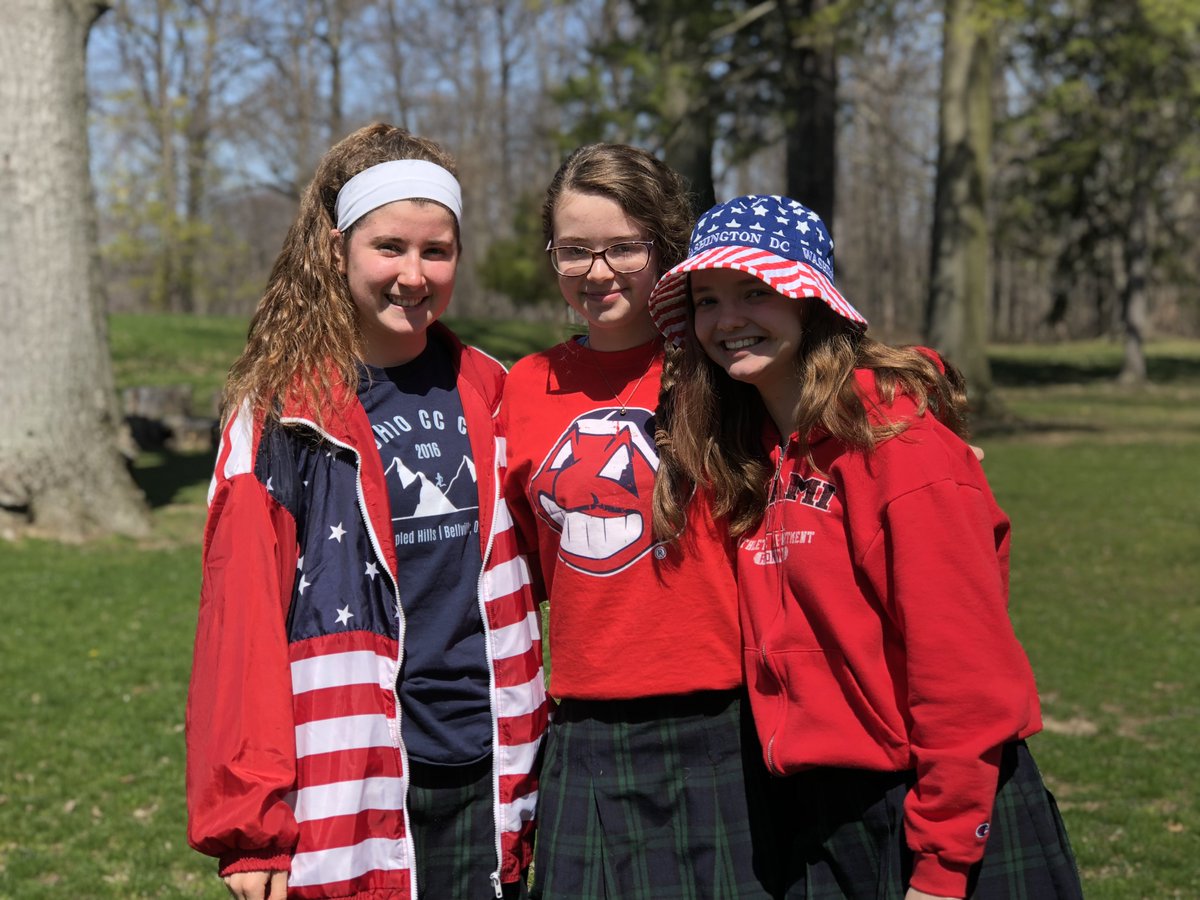 sja1890's tweet photo. It was the first day of Paws for Pride Spirit Week, and the theme was "USA" - take a look at how the students got into the spirit! #p4p #sja1890 #p4p2018 https://t.co/4q9hwFgDQU