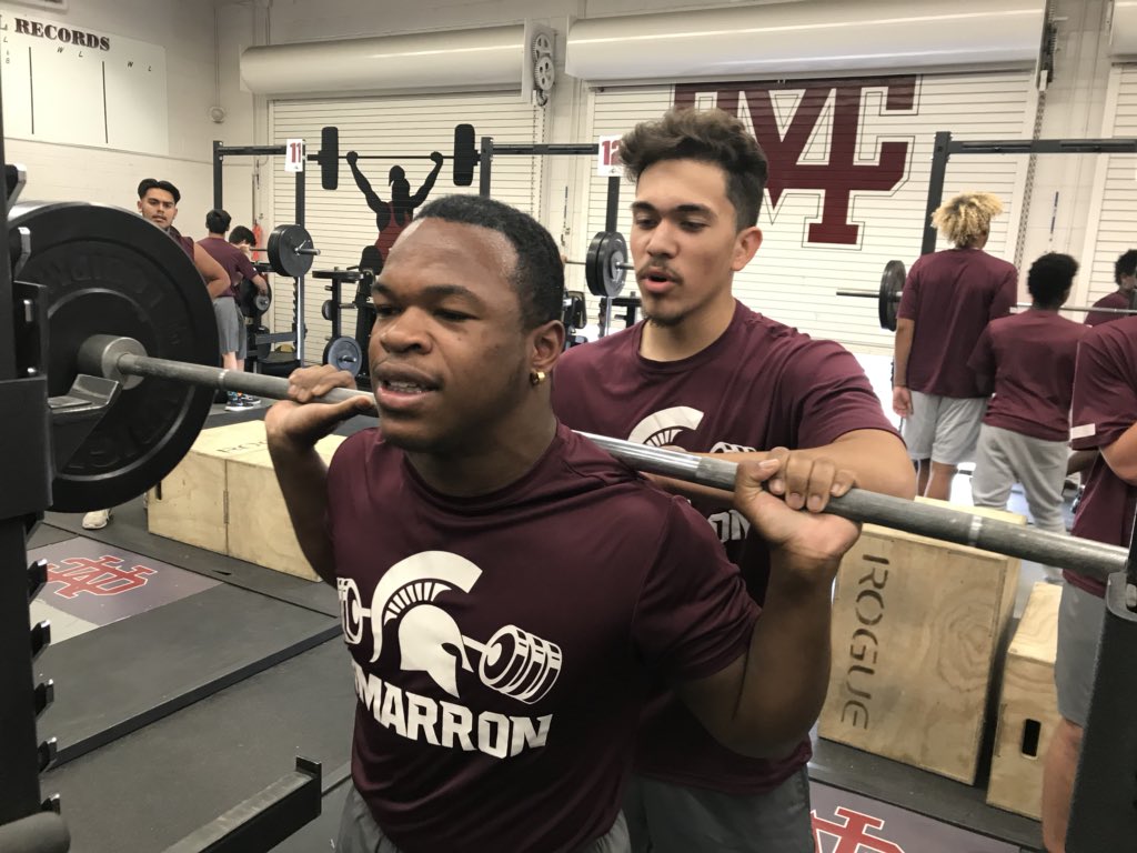 CMHS_Strength's tweet photo. Just another Monday at the office for seniors Tyler Miller and Rodolfo Lopez https://t.co/yqJqXQdGpn