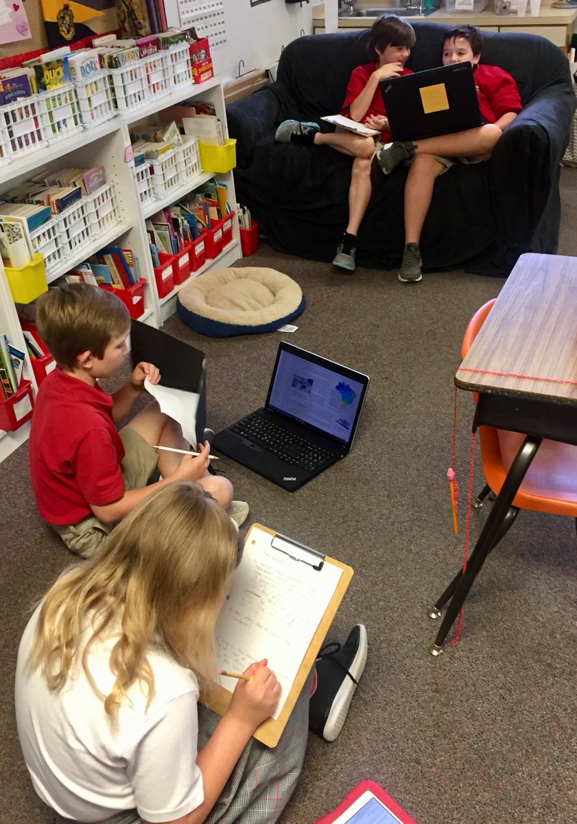 SymondsHSES's tweet photo. Third Grade students research Brazil in preparation for Lower School Cultural Day on 5/9. @hsessaints #HSES #HSESLowerSchool https://t.co/NldGH5vnQg