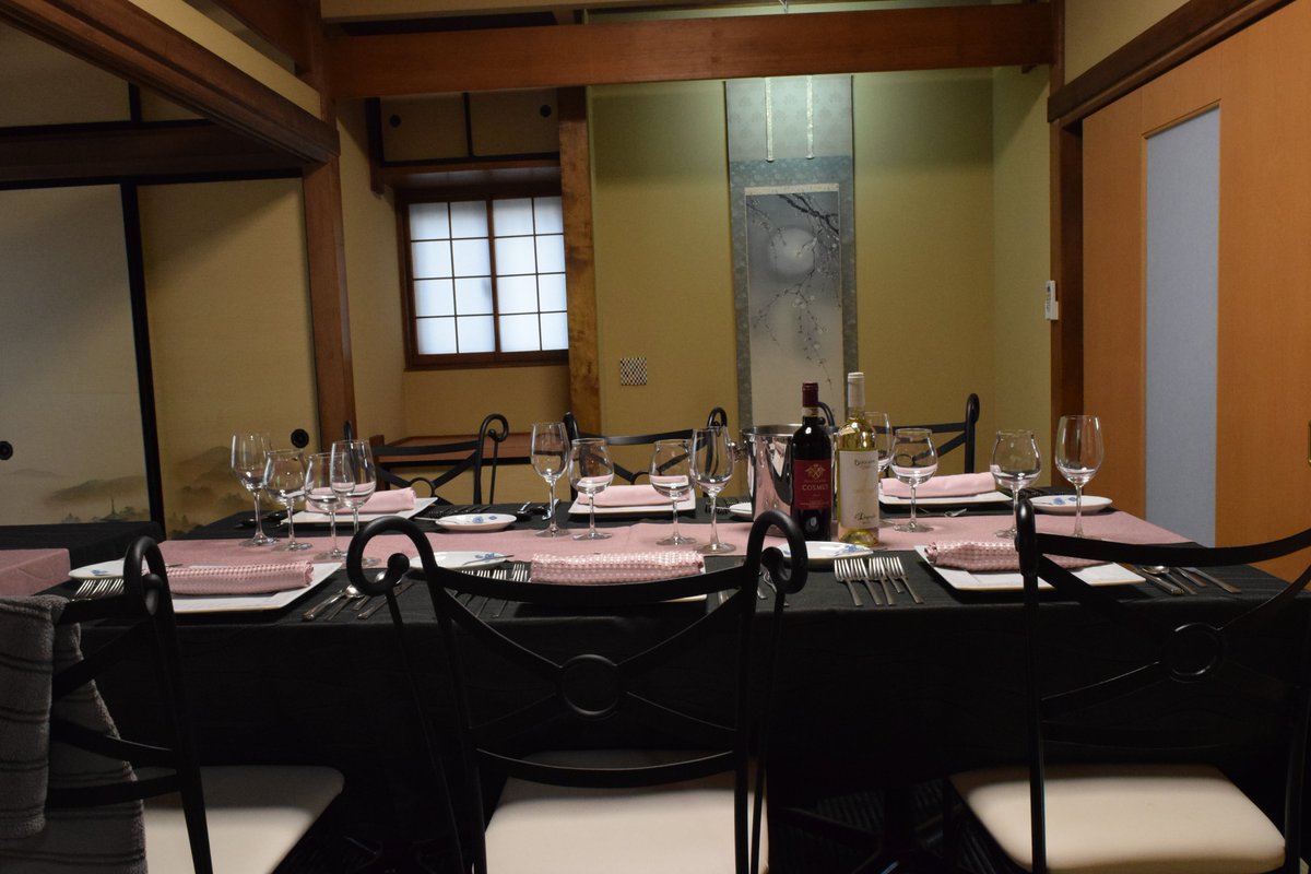 iwazakura3810's tweet photo. イタリア料亭伊和桜の室内 https://t.co/XZQ6mxDO3A