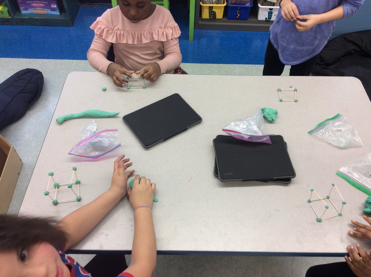 1GIrving's tweet photo. 3-D shapes coming alive! https://t.co/bykK2kPHdi