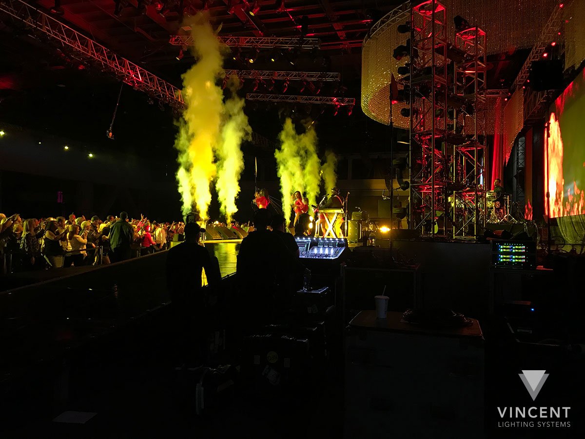 vincentltg's tweet photo. A backstage viewpoint of a performance by Pitbull, where VLS provided the lighting for his performance at this corporate event. Photo by VLS team member @efleek. #stagelighting #corporateevents https://t.co/nj1hpYuTZF