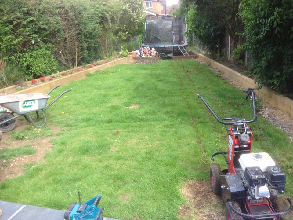 JSB_Fencing's tweet photo. Tired of getting mud all over your house?

You won't have that issue with our artificial turf! 

Call Scott on 01772 382059

#PrestonHour https://t.co/HhiXRO58NY