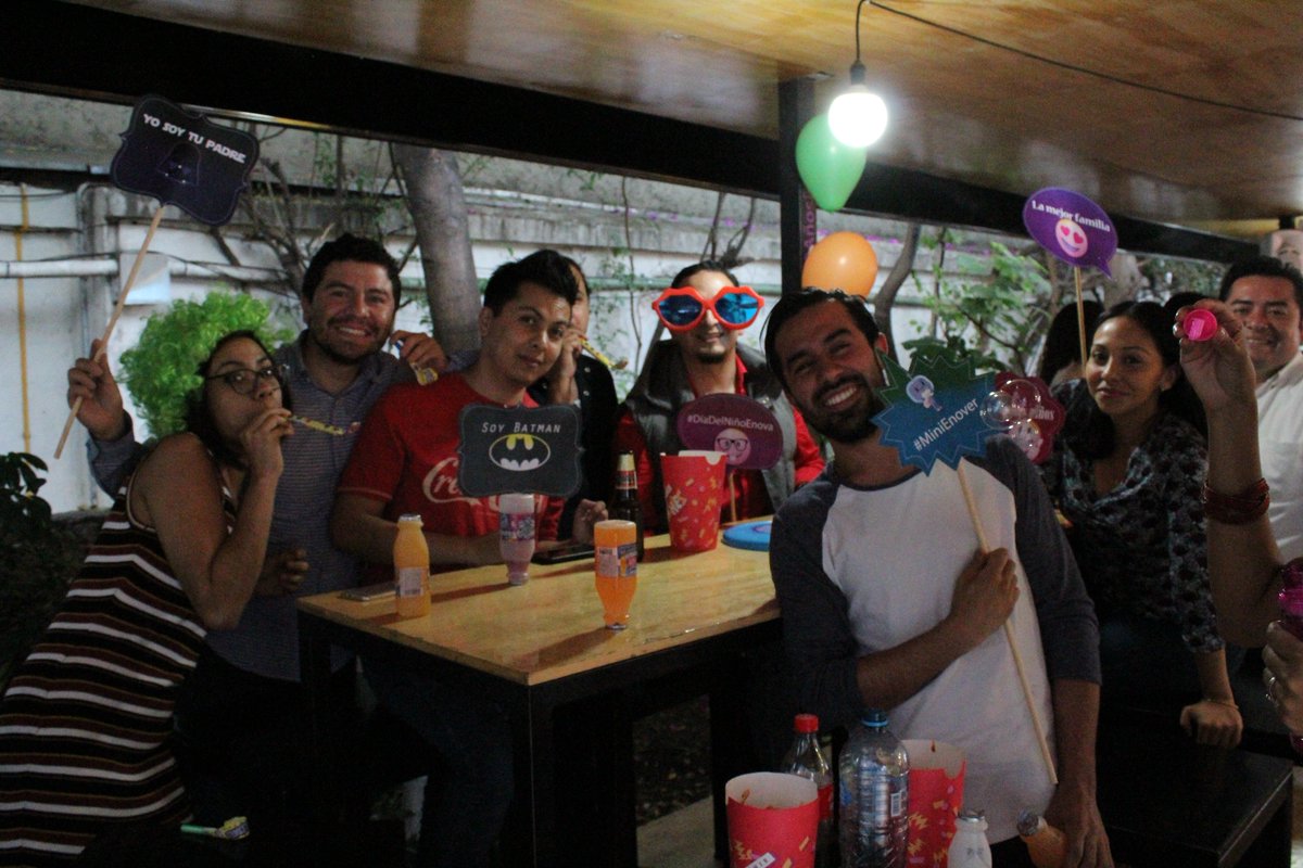 enovamx's tweet photo. Así celebramos el #DíaDelNiño en #ENOVA. Todos los #enovers jugamos, comimos y nos divertimos como niños. #minienover https://t.co/daaa142gji