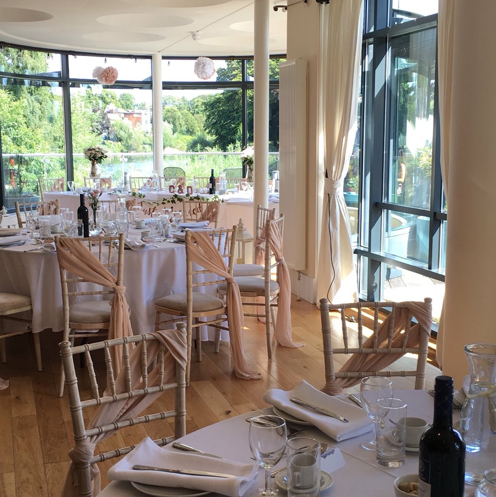 HfdLeftBank's tweet photo. Our monthly #wedding showcase takes place this Sunday 6th May

Come along between 11am-3pm to see what’s on offer and how we can make your special day extra special
💐🥂❤️💍

https://t.co/goAKGJI6b1

#engagement #engaged #marriage #couple #love #weddinginspo #weddinginspiration https://t.co/FOLbvFSaKX